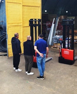 Тест-драйв складской техники на нашем складе в Обнинске